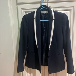Tahari Blazer